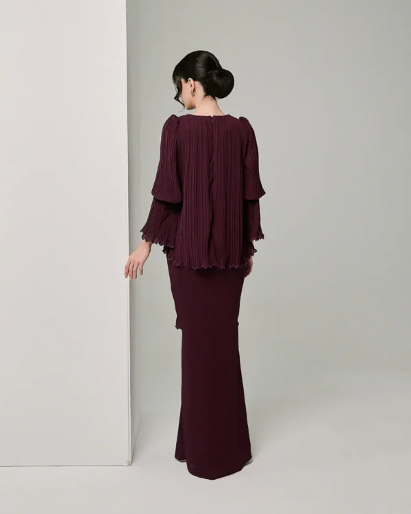 REEPIKA MAHARANEE - WINE - Image 2