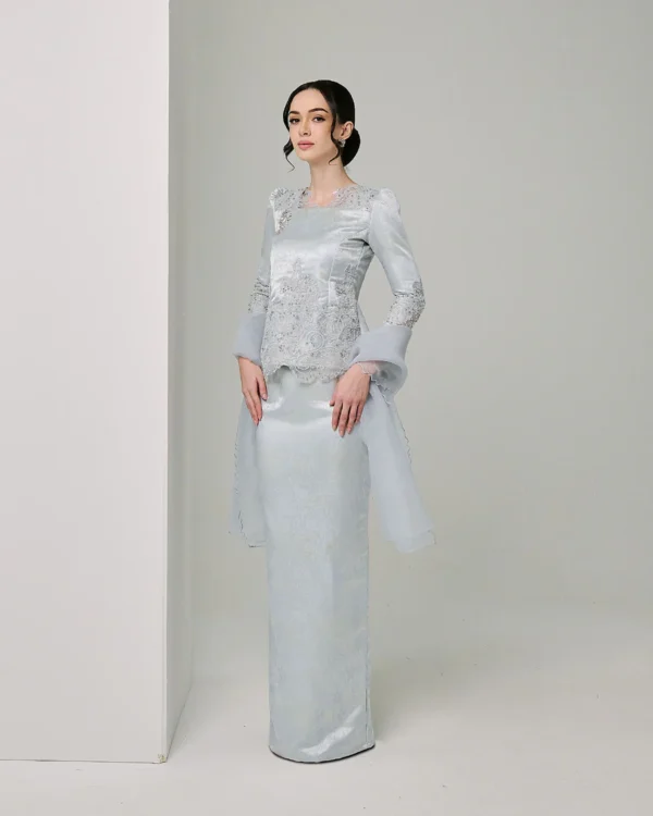 RHEA MAHARANEE - SILVER ASH