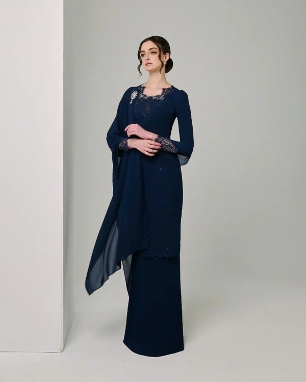 SACHII MAHARANEE - NAVY BLUE